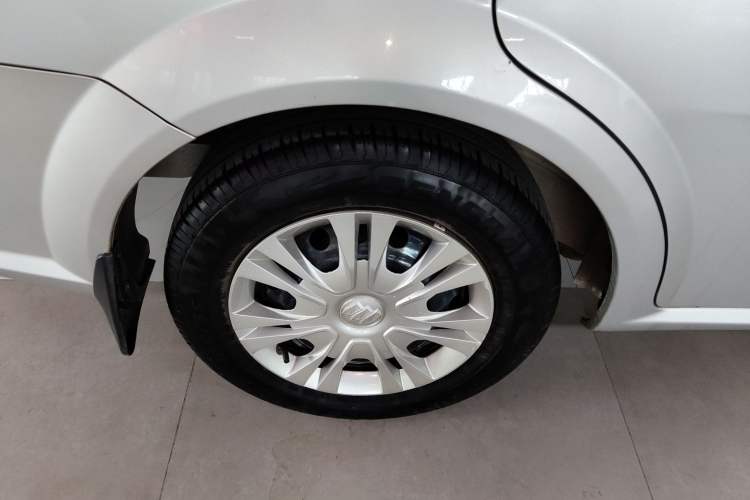 Used Buick Excelle 2013 1.5L Automatic Classic Model
