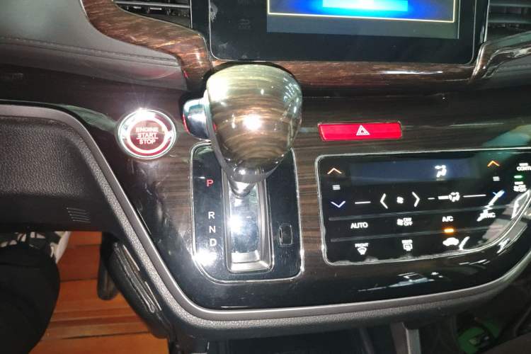 Used Honda Odyssey 2018 2.4L Luxury Edition