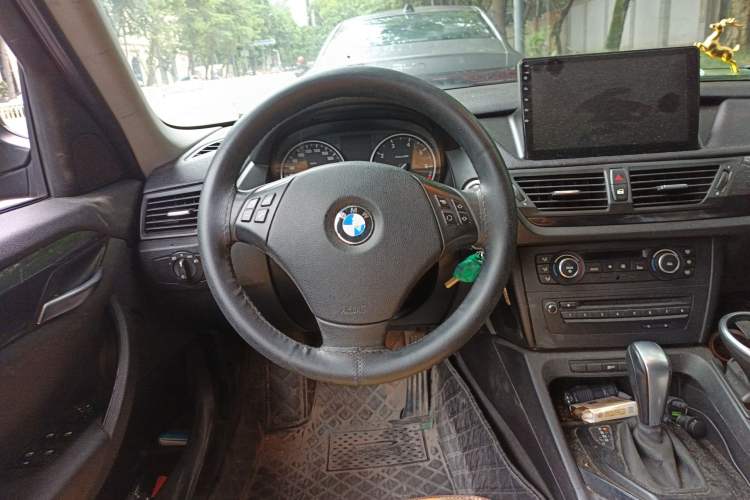 Used BMW X1 2012 sDrive18i Luxury Edition
