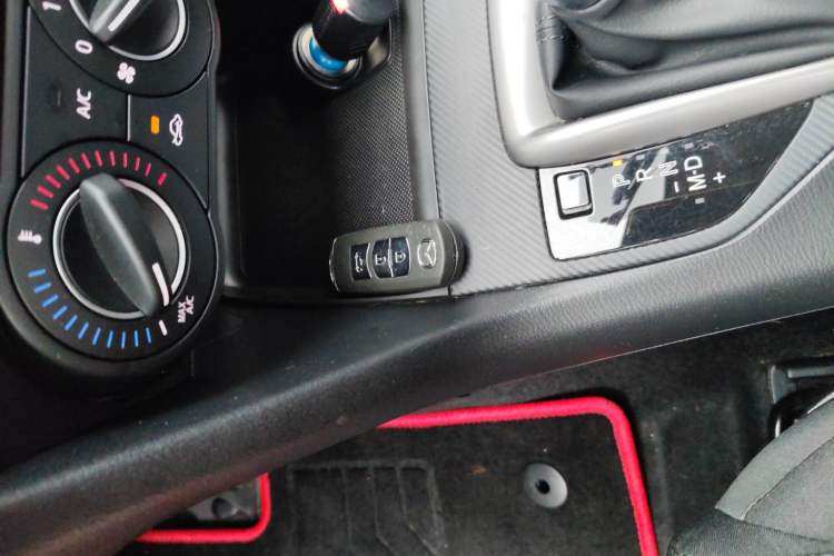 Used Mazda Mazda 3 Axela 2017 Sedan 1.5L Automatic Comfort Model Emission Standard China V
