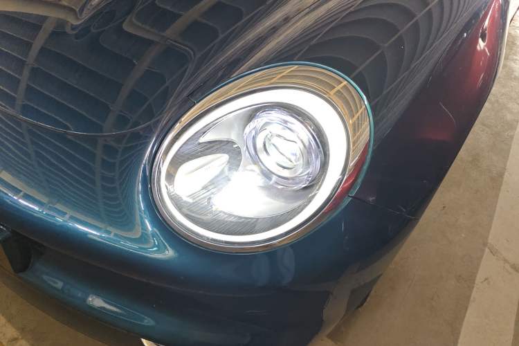 Used ORA Good Cat 2022 Morandi Edition 400km Standard Range Luxury Version Lithium Iron Phosphate
