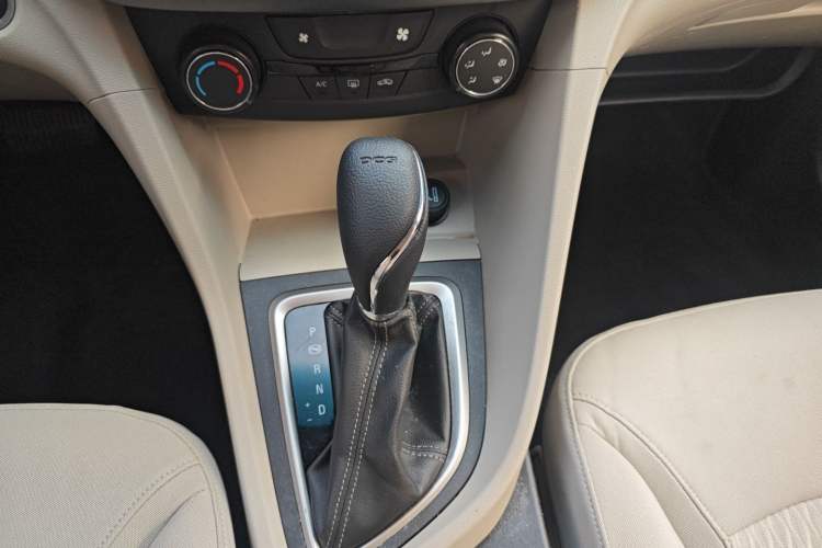 Used Buick GT 2019 15T Dual-Clutch Advanced Version China VI Standard
