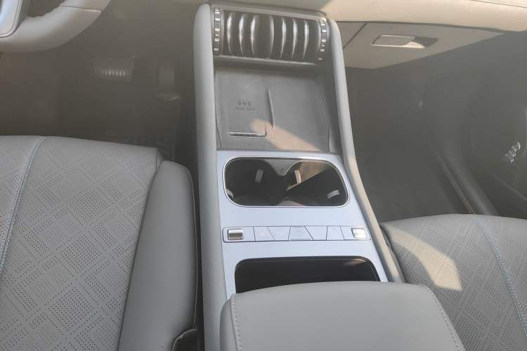 Used BYD Yuan PLUS 2025 Intelligent Driving Version 510 km Leading Edition
