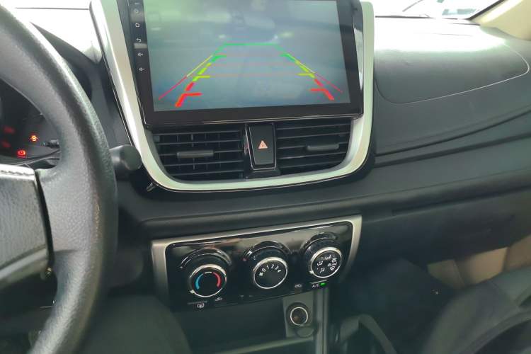 Used Toyota YARiS L 2017 1.5E CVT Dynamic Edition