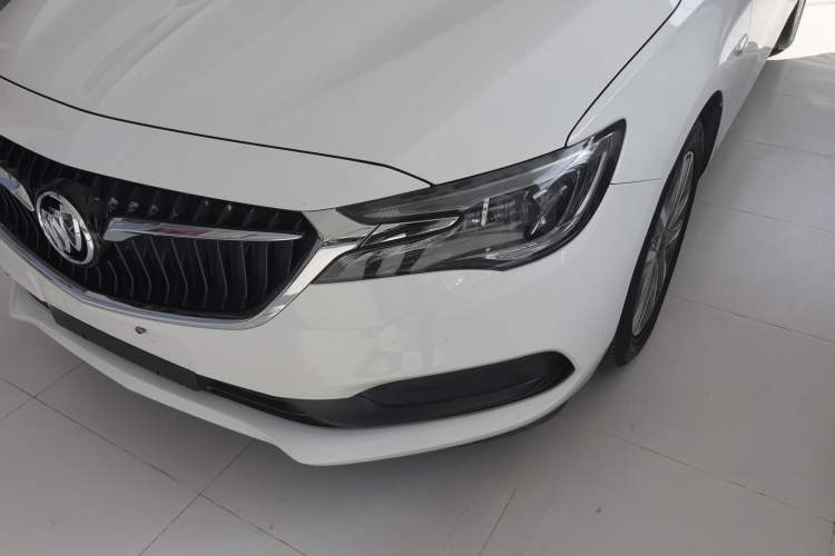 Used Buick GL6 2021 323T Mild Hybrid Connect Luxury Model
