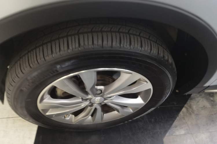 Used Geely Auto Emgrand X7 Sport 2016 1.8TD Automatic ZhiZun Version
