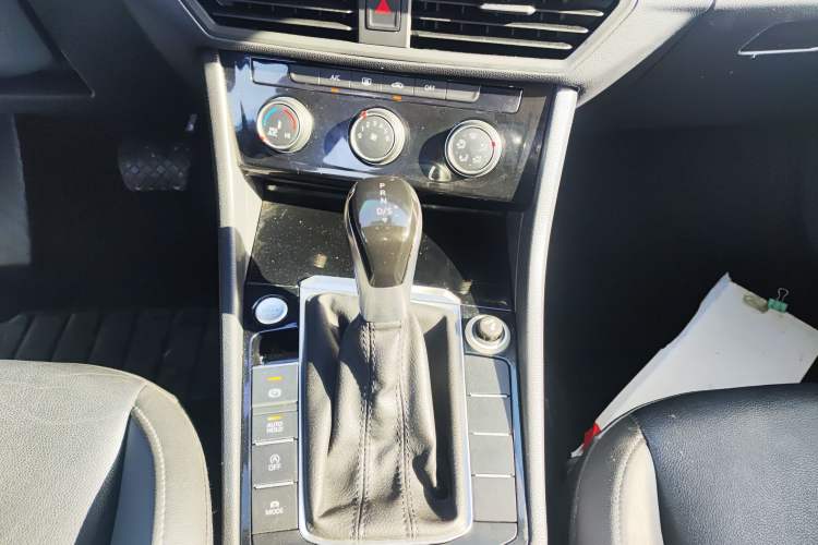 Used Volkswagen Sagitar 2020 280TSI DSG Comfort Version China VI Standard
