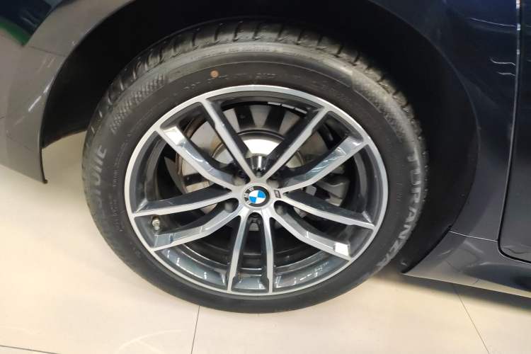 Used BMW 5 Series 2022 Second Facelift 525Li M Sport Package