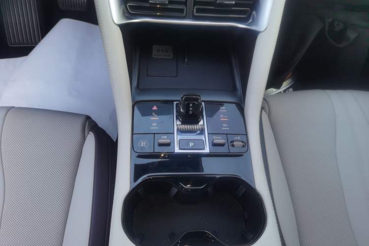 Used BYD Song PLUS New Energy 2024 Honor Edition EV 520km Premium Model
