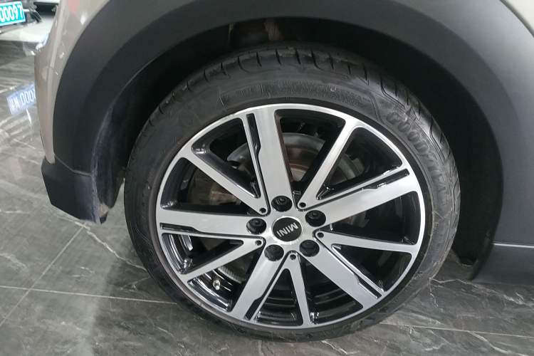 Used  MINI 2023 Updated 1.5T COOPER Artist
