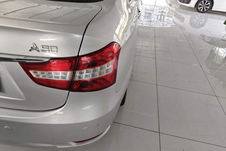 Used Dongfeng Aeolus A60 2014 1.6L Automatic Luxury Model
