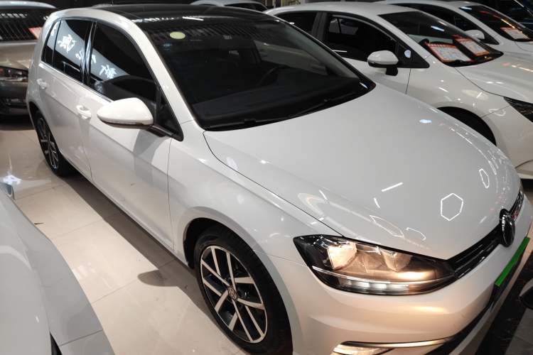 Used Volkswagen Golf 2019 280TSI DSG Comfort Version China VI Standard
