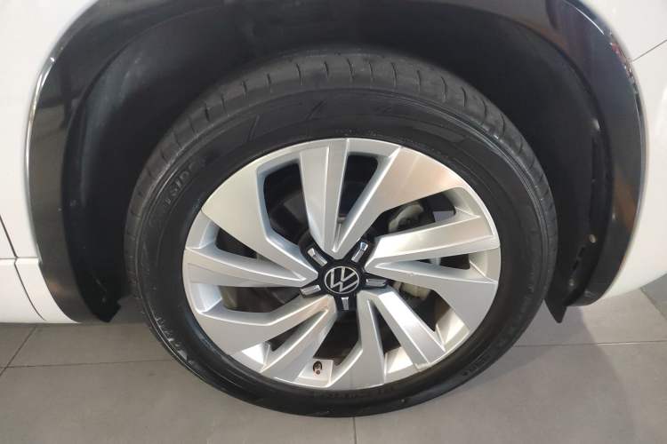 Used Volkswagen Tayron X 2020 330TSI Two-Wheel Drive Luxury Smart Connectivity Version
