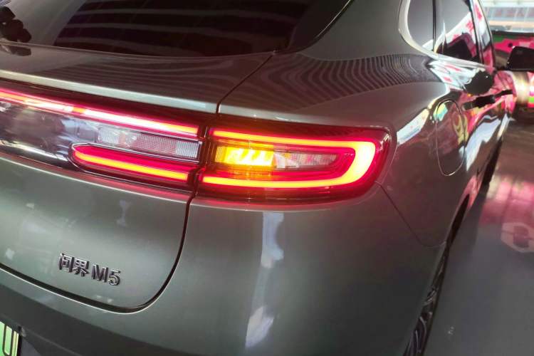 Used Hima AITO M5 2022 Range-Extended Rear-Drive Standard Version
