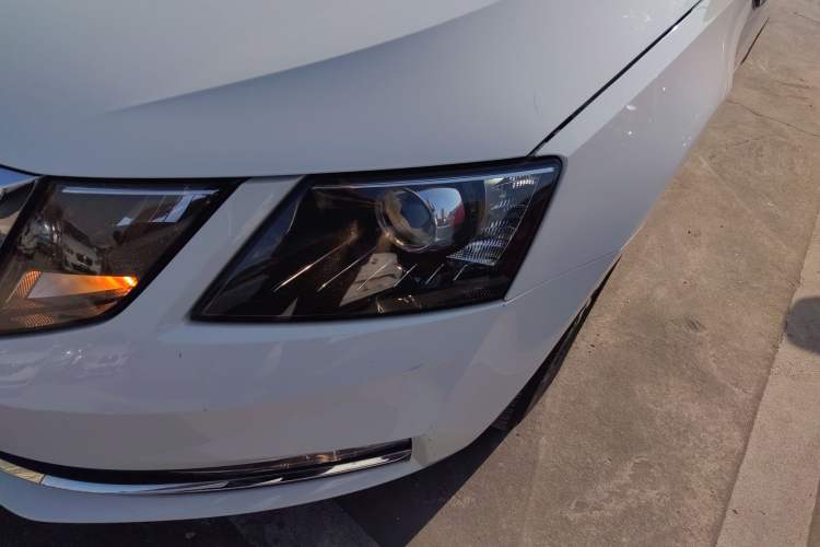 Used Skoda Octavia 2018 1.6L Automatic Luxury Edition
