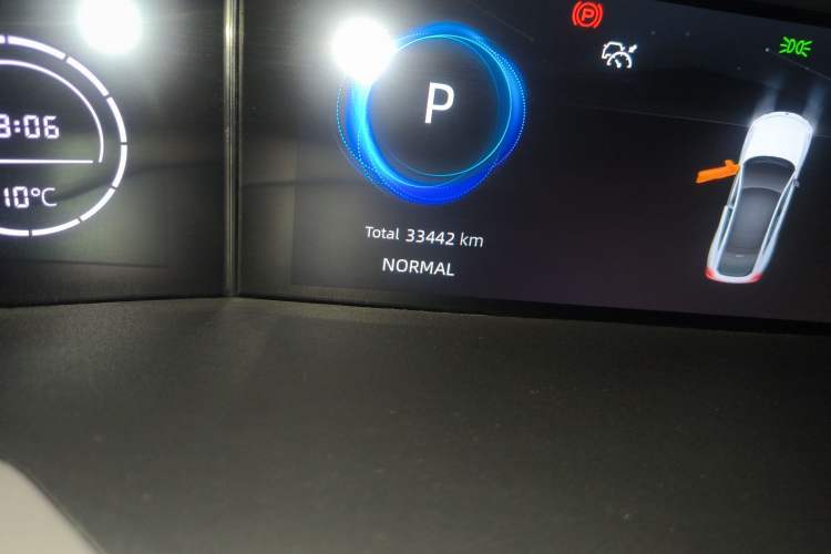 Used Changan UNI-V 2022 1.5T Prestige Version