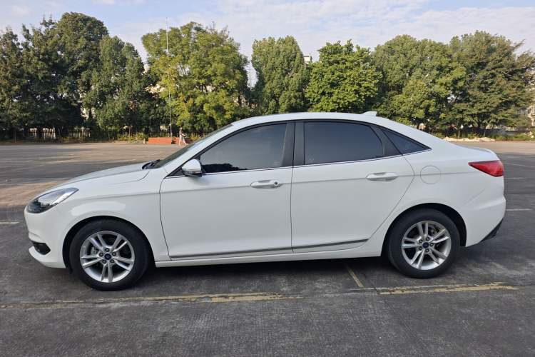 Used Ford Escort 2019 Revised Version 1.5L Automatic Enjoyment Type China VI Standard
