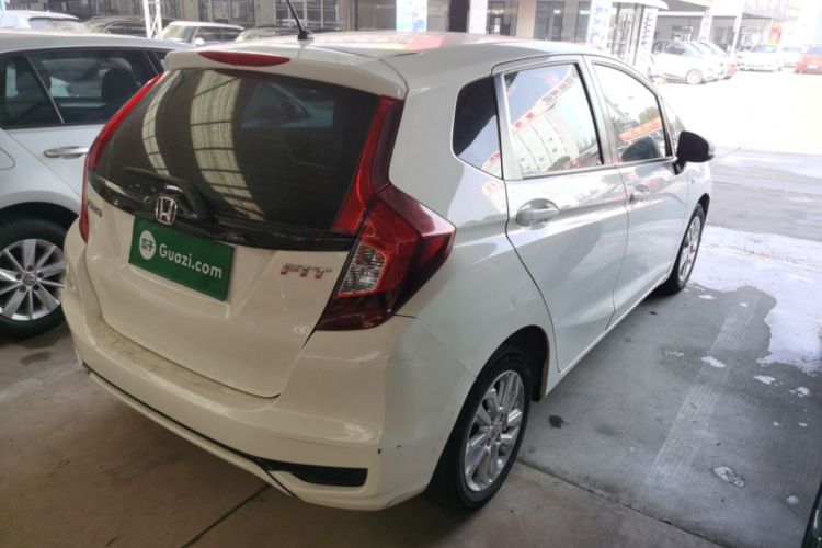 Used Honda Fit 2018 1.5L CVT Comfort Sunroof Version