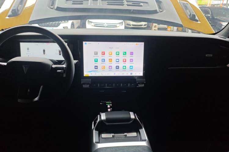 Used  G318 2025 Worry-Free Adventure Edition Four-Wheel Drive Secret Realm Version