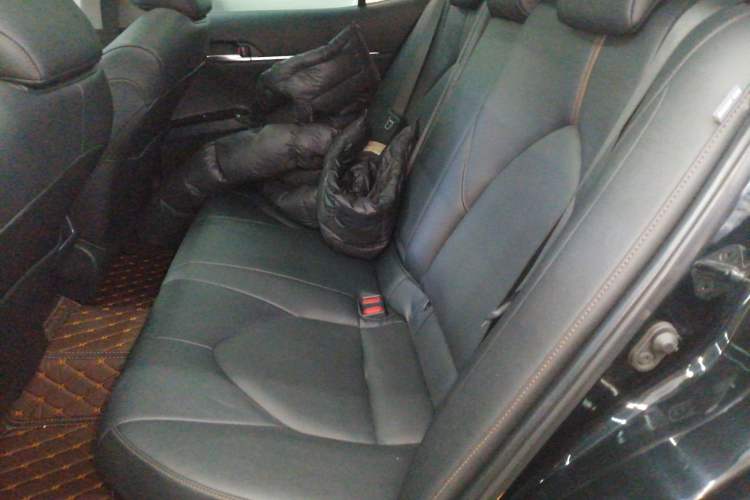 Used Toyota Camry 2019 Revised Version Dual-Engine 2.5 HG Luxury Edition
