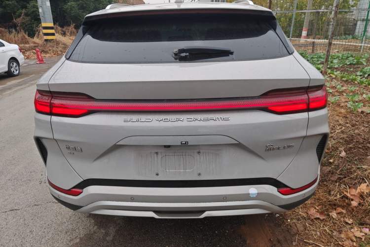 Used BYD Song PLUS New Energy 2023 Champion Edition EV 520KM Prestige Model