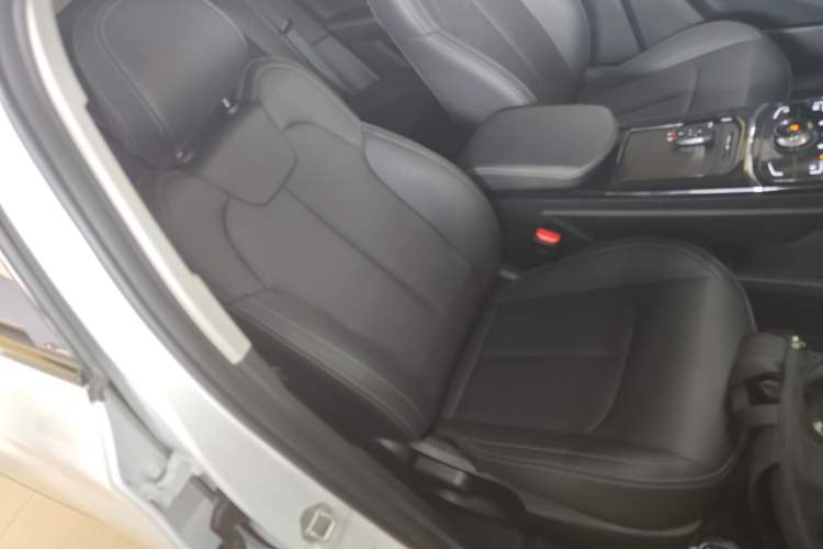 Used NETA U 2023 NETA U-Ⅱ Challenge Edition 500 U Show – Lithium Iron Phosphate
