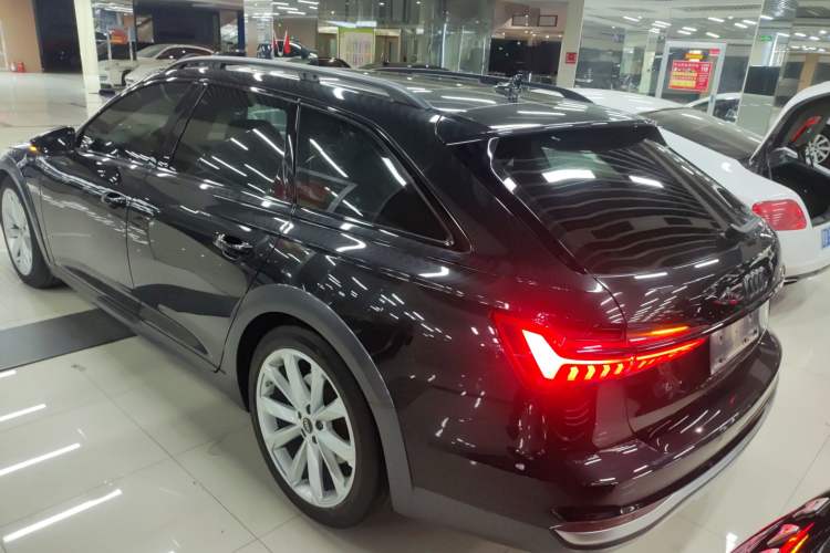 Used Audi A6 2021 allroad quattro Explorer 55 TFSI Prestige Off-Road Model
