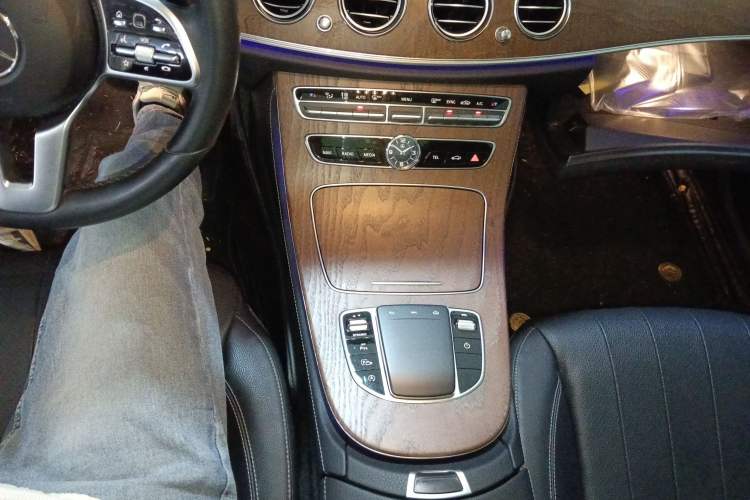 Used Mercedes-Benz E-Class 2019 Facelifted E 300 L Stylish Version
