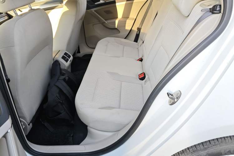 Used Volkswagen Golf 2015 1.6L Automatic Comfort Model