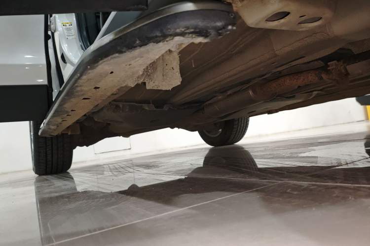 Used Land Rover Discovery Sport 2019 240 PS PURE Edition China VI Standard
