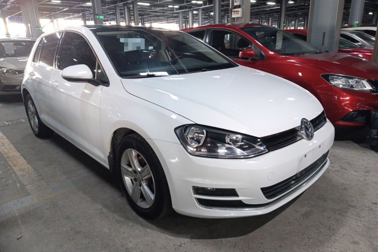 Used Volkswagen Golf 2016 230TSI Automatic Comfort Version
