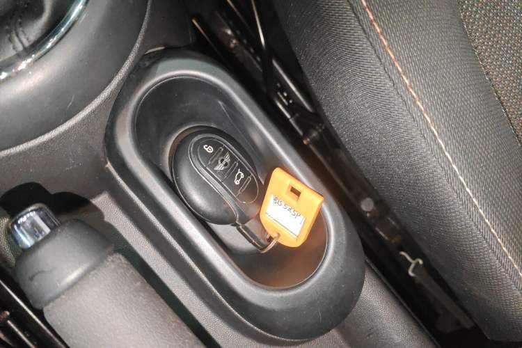 Used  MINI 2016 1.2T ONE Pioneer Edition
