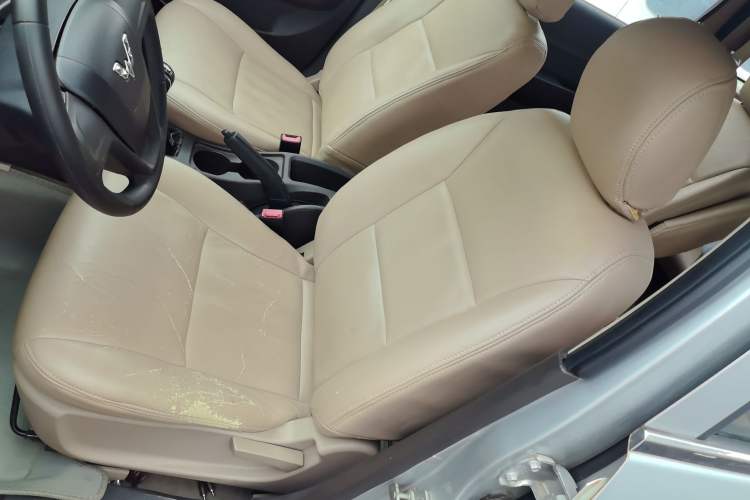 Used Wuling Hongguang 2014 1.5L S Standard Version