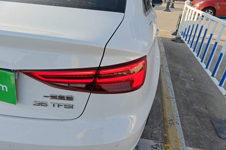 Used Audi A3 2018 30th Anniversary Edition Limousine 35 TFSI Ambition Model
