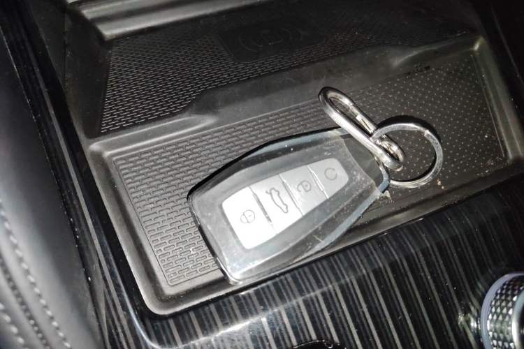 Used Geely Auto Monjaro L 2023 2.0TD High-Power Automatic Two-Wheel Drive Flagship Version
