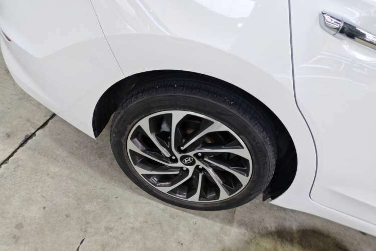 Used Hyundai Elantra 2019 1.5L CVT ZhiXuan – Elite Version
