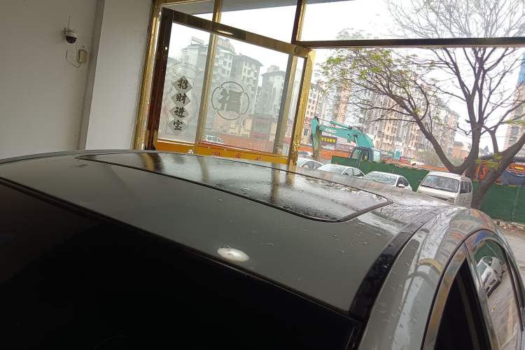 Used Geely Auto Emgrand 2014 Sedan 1.5L CVT Elite Model