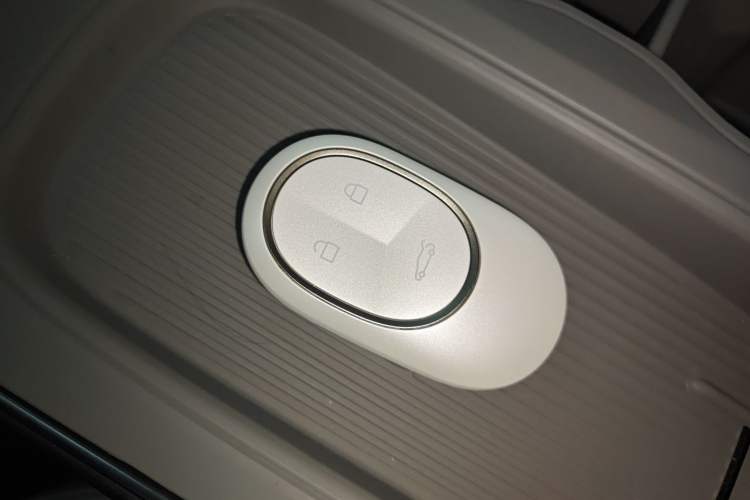 Used Nio ET5T 2024 75kWh Touring