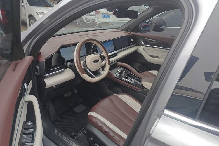 Used Geely Auto Monjaro L 2021 2.0TD DCT EVO Two-Wheel Drive Smart Luxury Version
