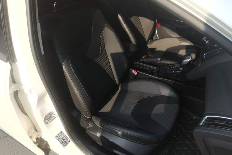 Used Ford Focus 2015 Sedan 1.6L Automatic Trend Model
