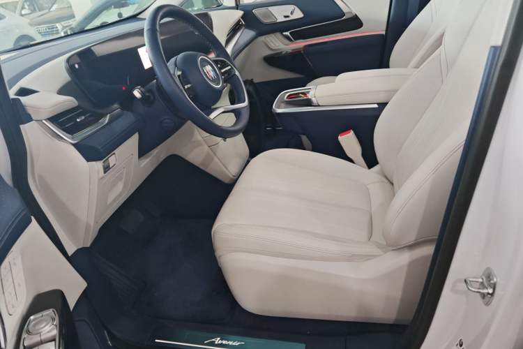 Used Buick Century 2025 2.0T Seven-Seater Yinshi Edition
