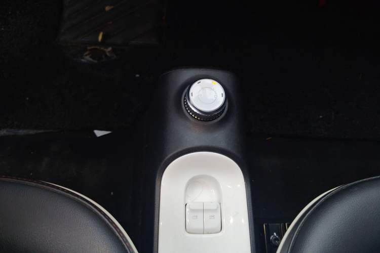 Used Wuling Hongguang MINIEV 2022 GAMEBOY 200km Gaming Edition with Lithium Iron Phosphate