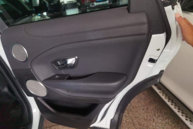 Used Land Rover Range Rover Evoque 2018 240PS PURE Style Edition