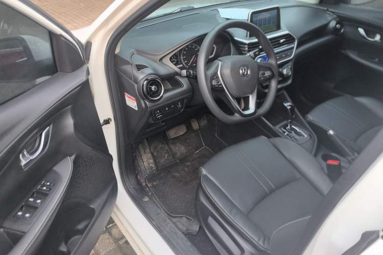 Used Changan Alsvin 2019 1.5L DCT Luxury Version China VI Standard