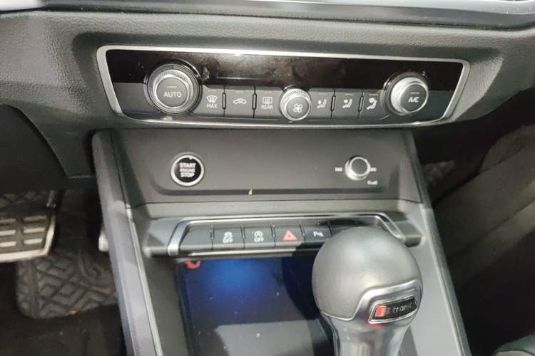 Used Audi Q3 2024 35 TFSI Fashion Dynamic Edition
