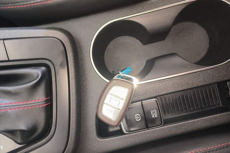 Used Hyundai Elantra 2019 1.4T Dual-Clutch Xuan Dong · Dynamic Model
