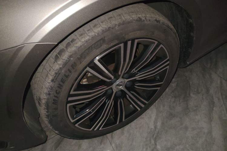 Used Volvo S60 2022 B4 Zhiyuan Luxury Edition