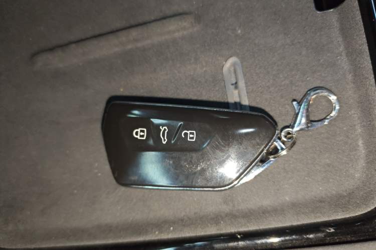 Used Volkswagen Teramont 2026 Model, Tiguan Pro 450TSI Four-Wheel Drive Summit Edition
