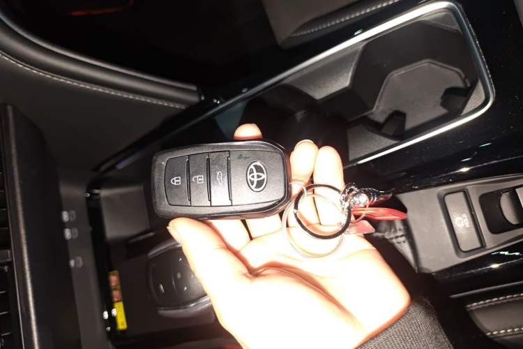 Used Toyota Camry 2024 Dual-Motor 2.0HS Sport Edition
