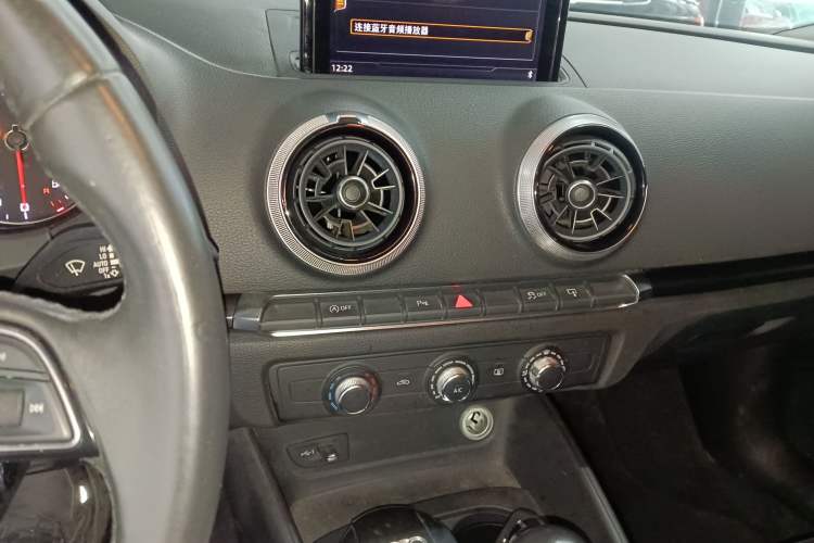 Used Audi A3 2017 Limousine 35 TFSI Fashion Model
